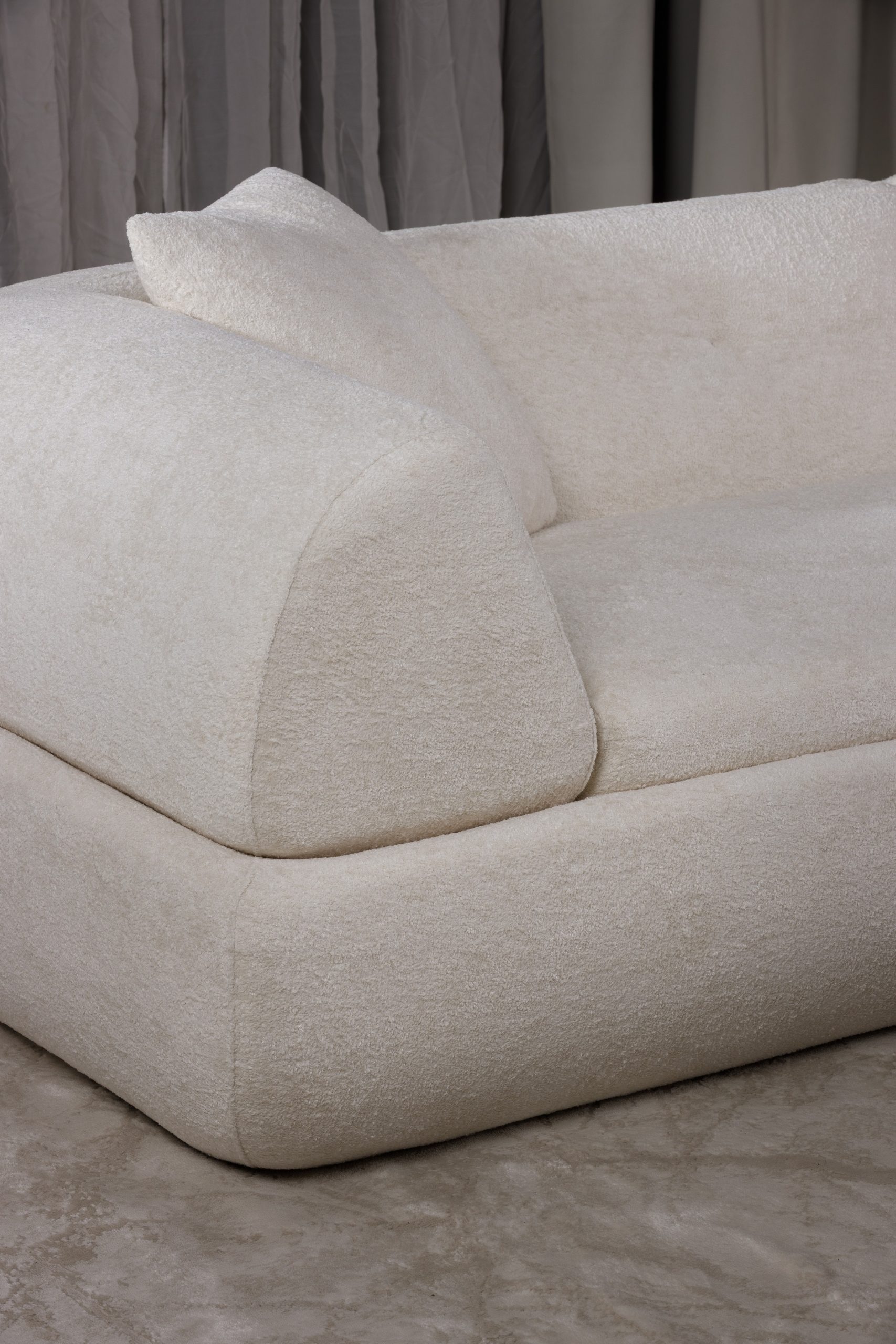 69b973d7a9443_bezkarkasna-modulna-sofa-virdzhiniya-ayvori6 casamania.com.ua 69b973d7a9443 bezkarkasna modulna sofa virdzhiniya ayvori6 scaled